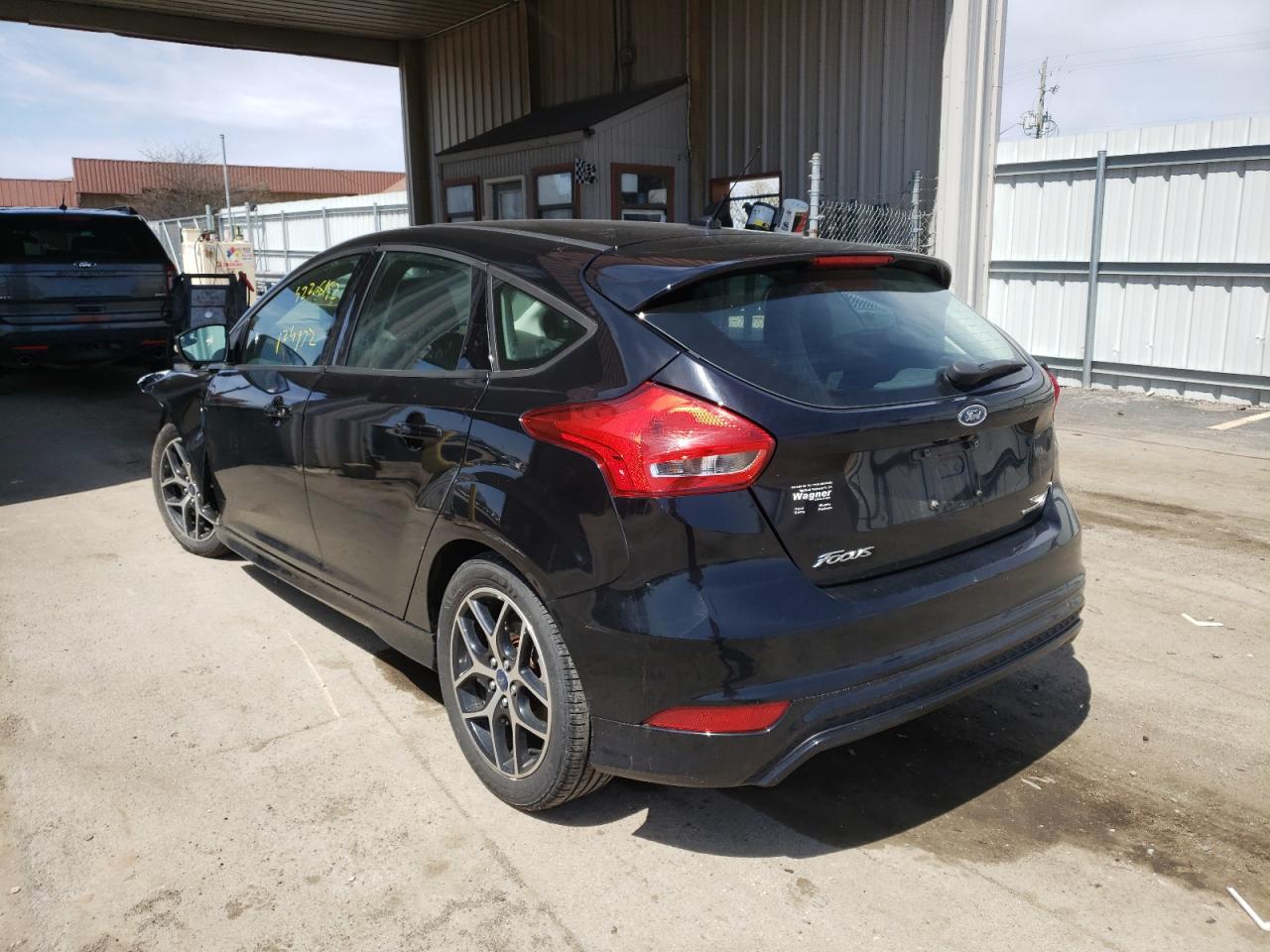 Photo 3 from auction – 2016 FORD FOCUS SE with VIN 1FADP3K21GL314770