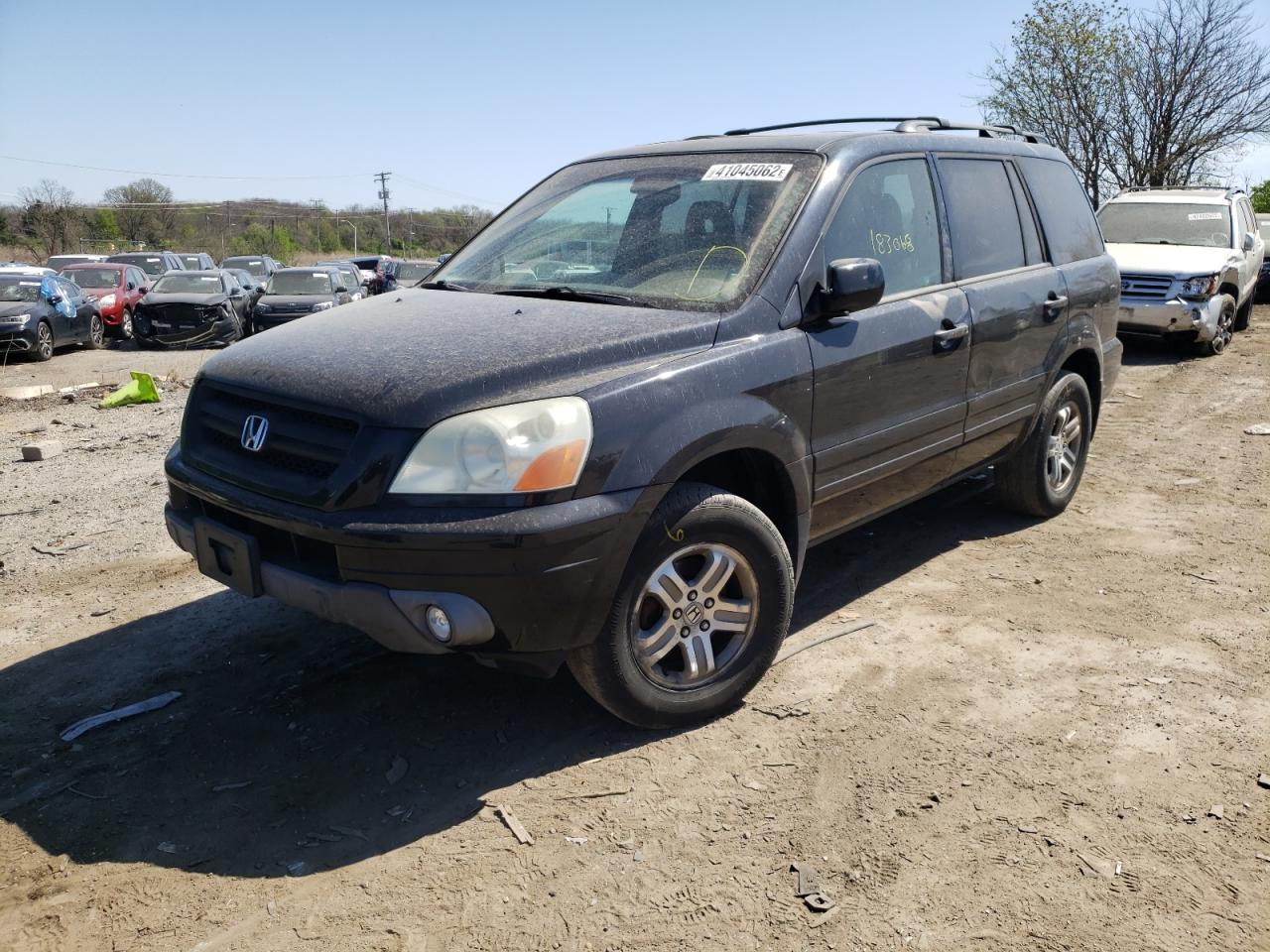 Photo 2 from auction – 2005 HONDA PILOT EXL with VIN 5FNYF18565B055777