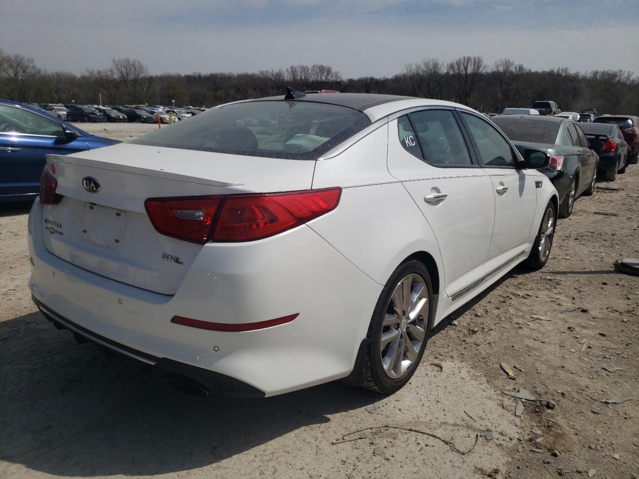 Zdjęcie 4 z aukcji – 2014 KIA OPTIMA SX z VIN 5XXGR4A65EG322010