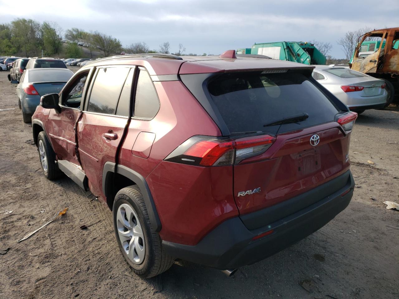 Photo 3 from auction – 2019 TOYOTA RAV4 LE with VIN 2T3G1RFVXKW079307