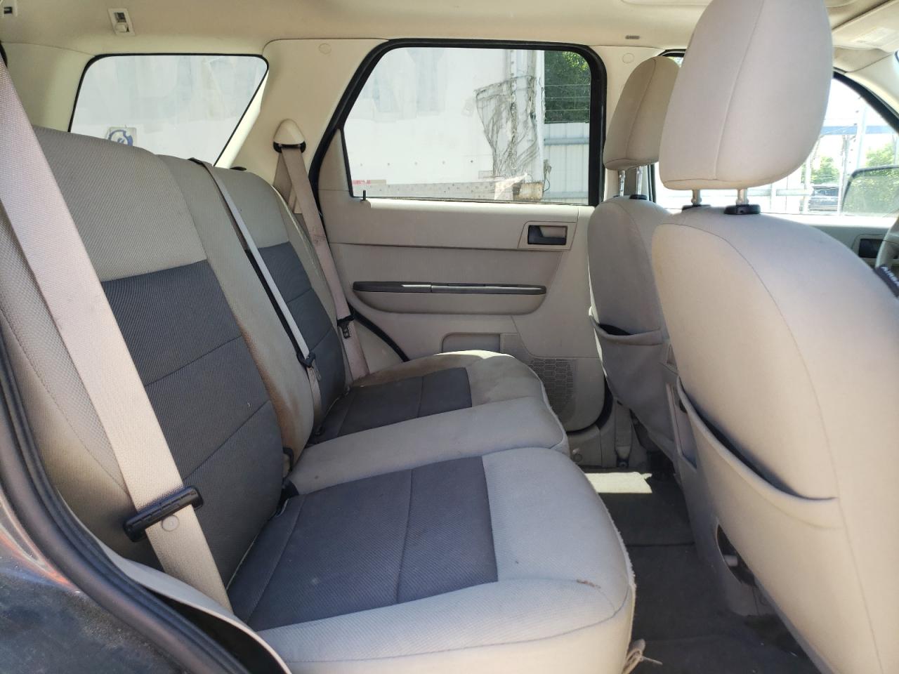 Photo 6 from auction – 2008 FORD ESCAPE XLT with VIN 1FMCU03Z38KB76001