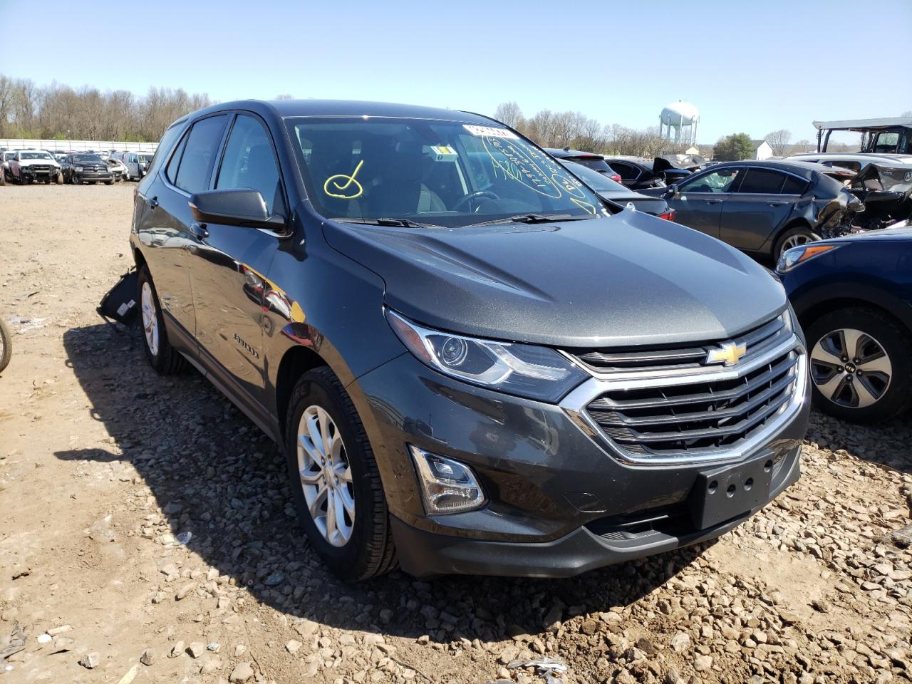 CHEVROLET EQUINOX LT 2018 with VIN 2GNAXJEV3J6348594 - Photo from auction