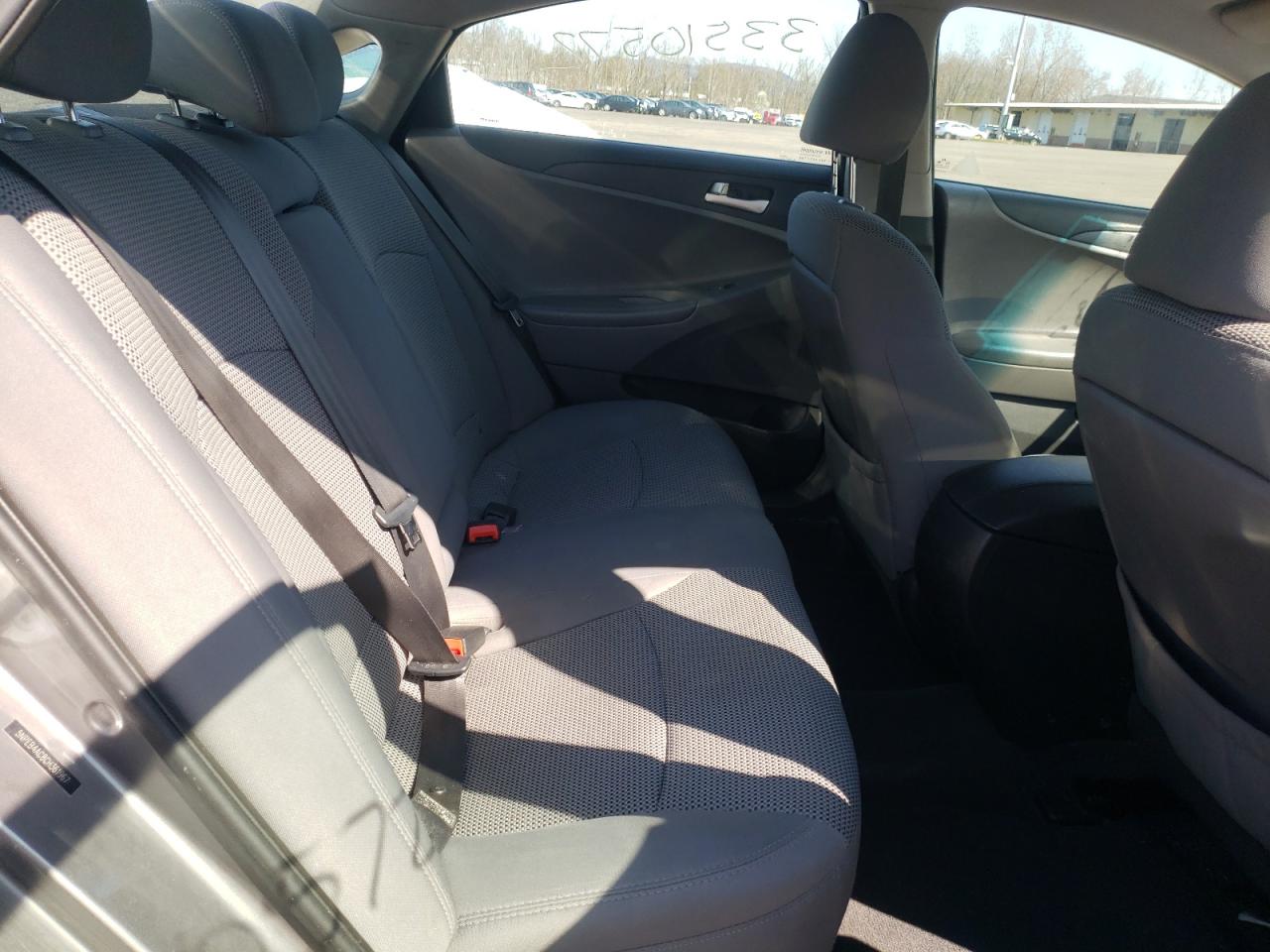 Photo 6 from auction – 2012 HYUNDAI SONATA GLS with VIN 5NPEB4AC8CH361967