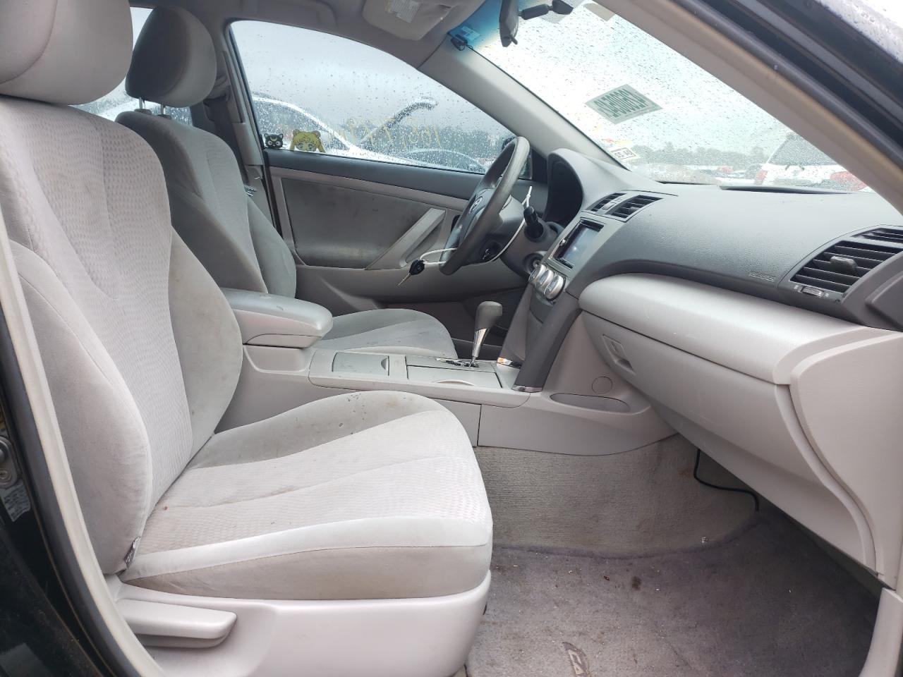 Photo 5 from auction – 2011 TOYOTA CAMRY BASE with VIN 4T1BF3EK5BU711218