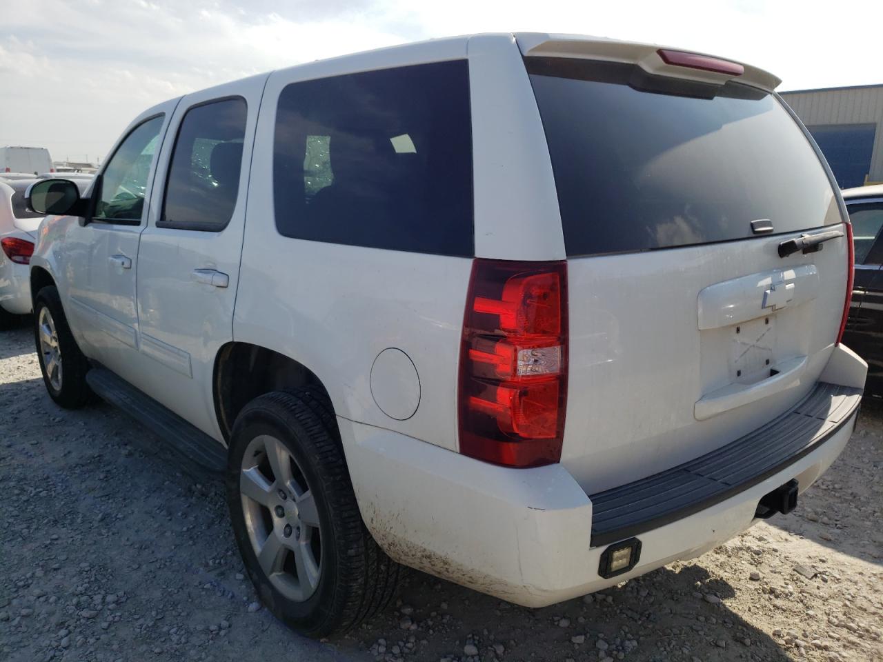 Photo 3 from auction – 2012 CHEVROLET TAHOE C150 with VIN 1GNSCAE03CR213823