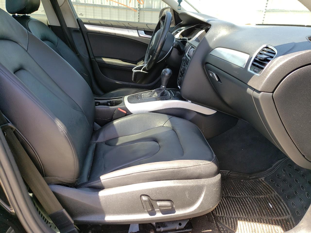 Photo 5 from auction – 2012 AUDI A4 PREMIUM with VIN WAUAFAFL2CA114765