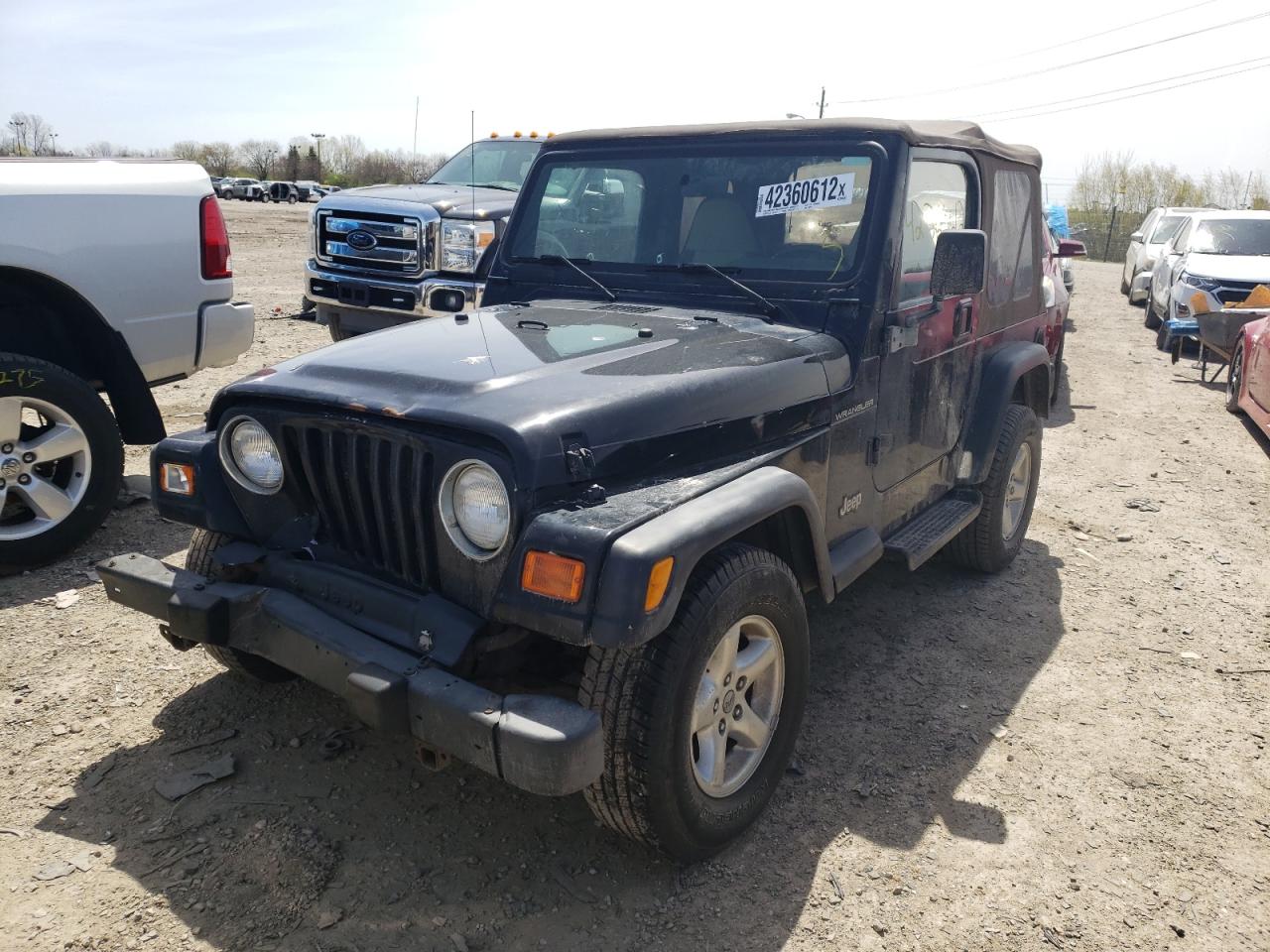 Photo 2 from auction – 2000 JEEP WRANGLER / with VIN 1J4FA29P7YP730617