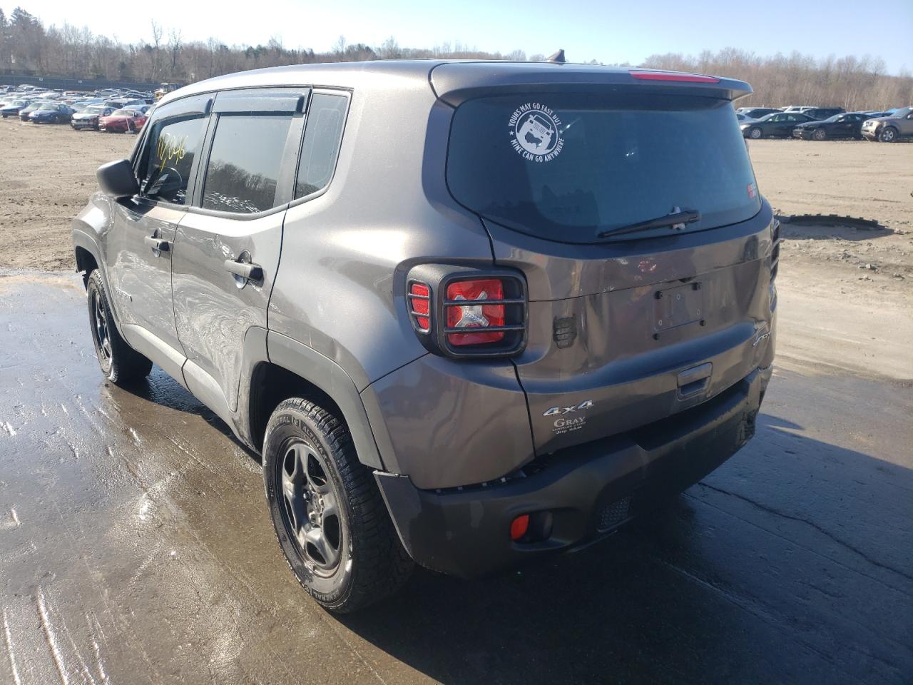 Photo 3 from auction – 2018 JEEP RENEGADE S with VIN ZACCJBAB5JPJ00982