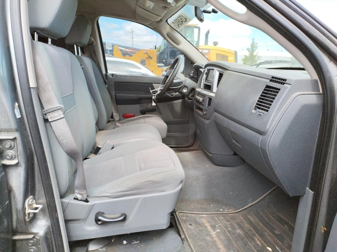 Фото 5 с аукциона – 2007 DODGE RAM 1500 S с VIN 1D7HA18287S193577