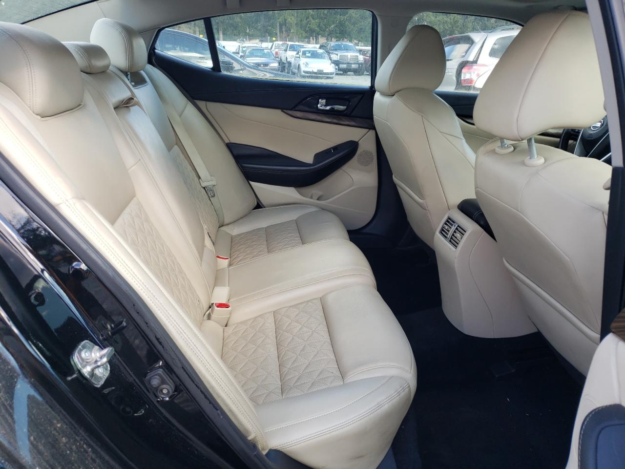 Photo 6 from auction – 2017 NISSAN MAXIMA 3.5 with VIN 1N4AA6AP5HC394661