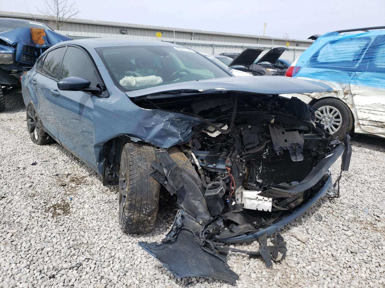 Photo 9 from auction – 2015 CHRYSLER 200 S with VIN 1C3CCCDG1FN589637