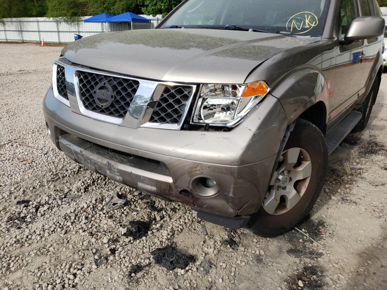 Photo 9 from auction – 2005 NISSAN PATHFINDER with VIN 5N1AR18W45C764864