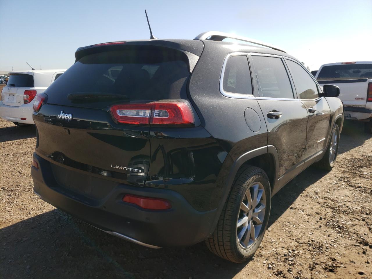 Photo 4 from auction – 2018 JEEP CHEROKEE L with VIN 1C4PJLDB1JD567885