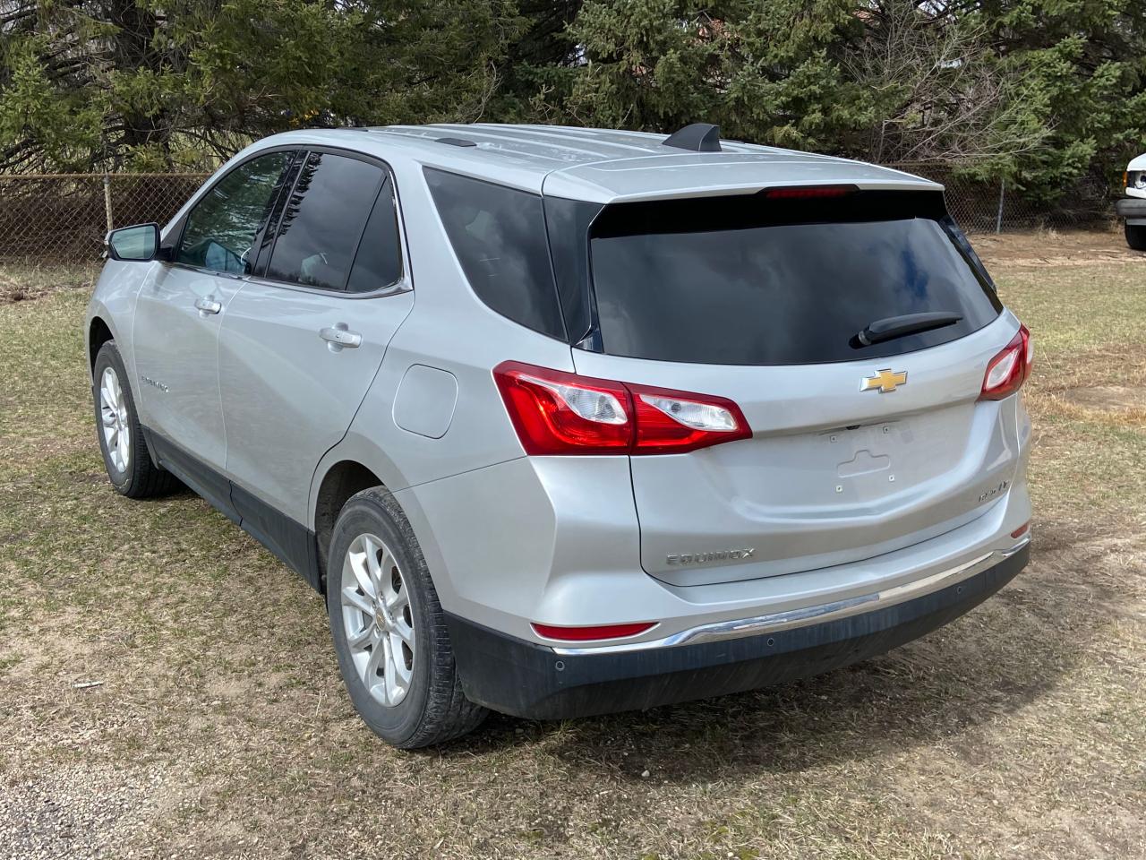 Photo 3 from auction – 2019 CHEVROLET EQUINOX LT with VIN 2GNAXUEV5K6247818