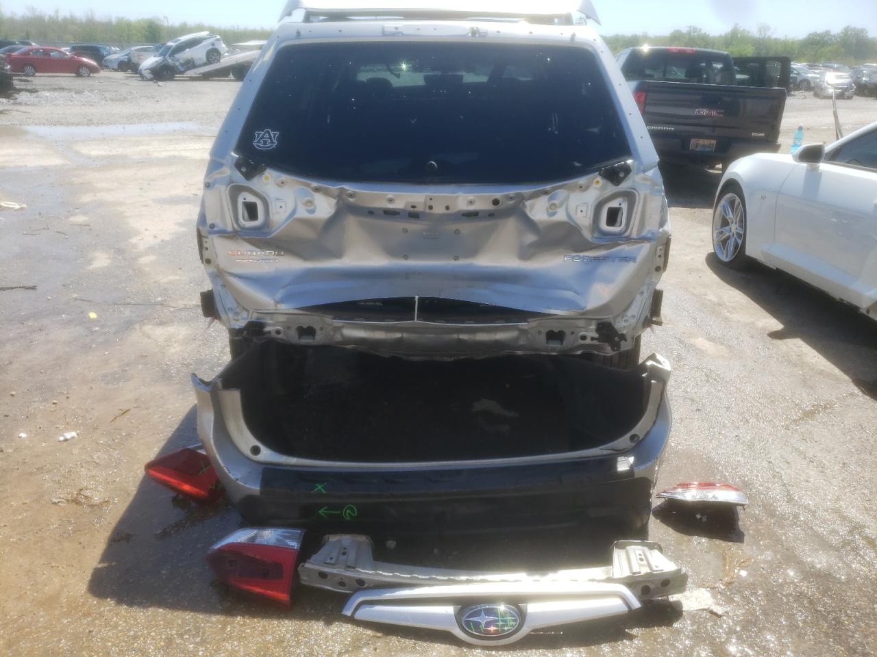 Photo 9 from auction – 2019 SUBARU FORESTER P with VIN JF2SKAEC2KH536904