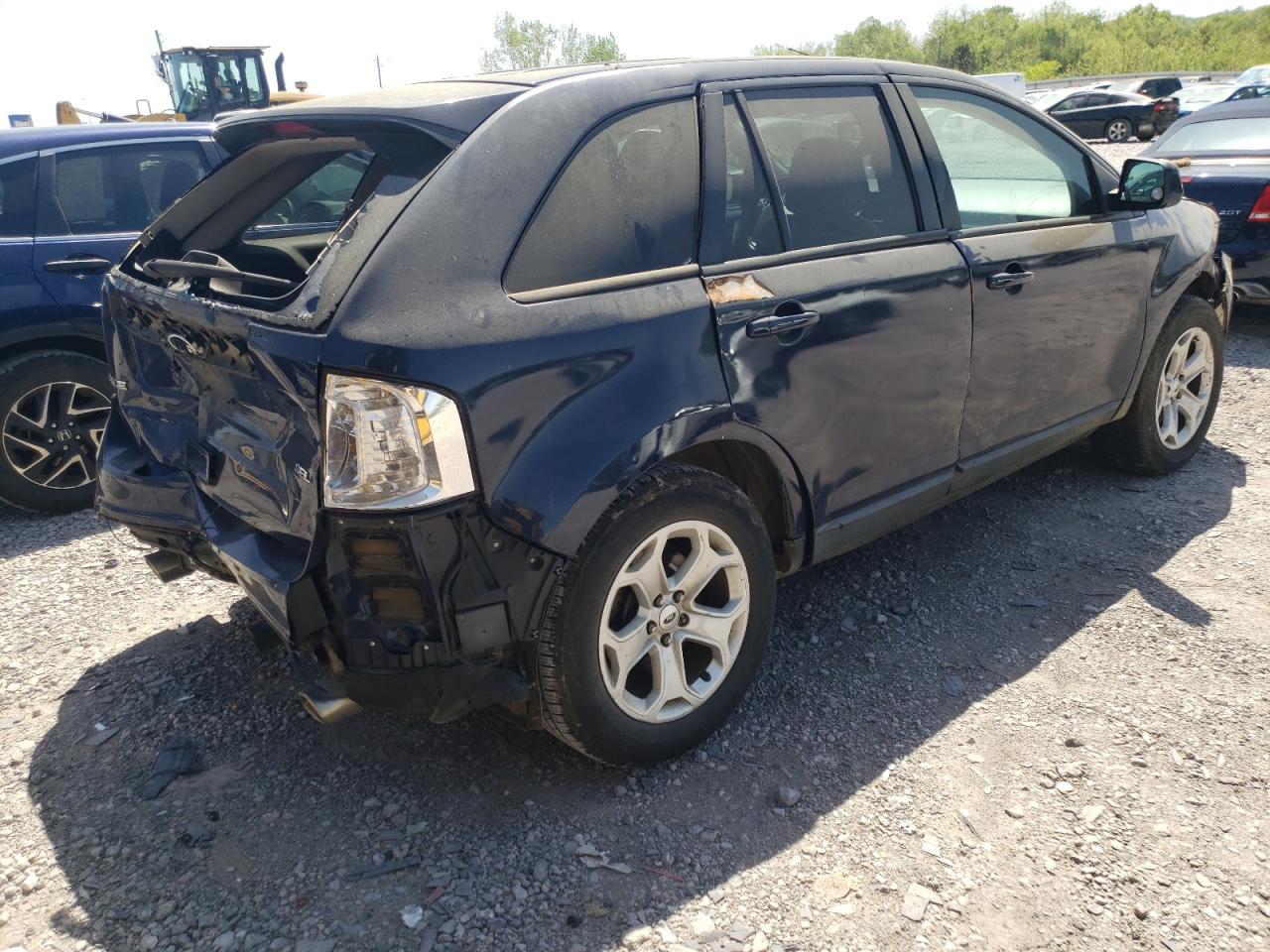 Photo 4 from auction – 2011 FORD EDGE SEL with VIN 2FMDK3JC3BA67468