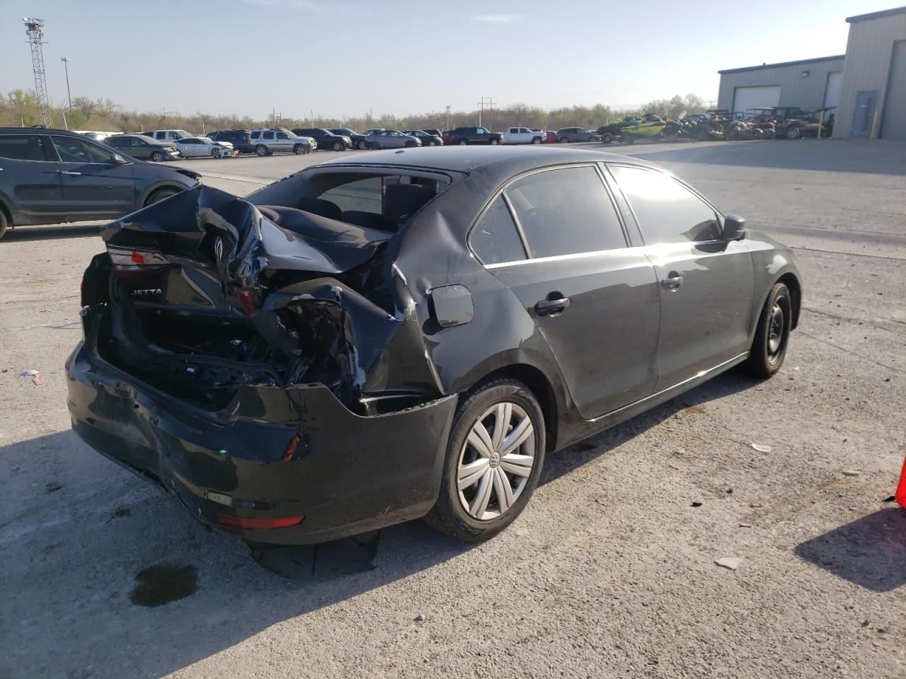Photo 4 from auction – 2017 VOLKSWAGEN JETTA S with VIN 3VW2B7AJ1HM221485
