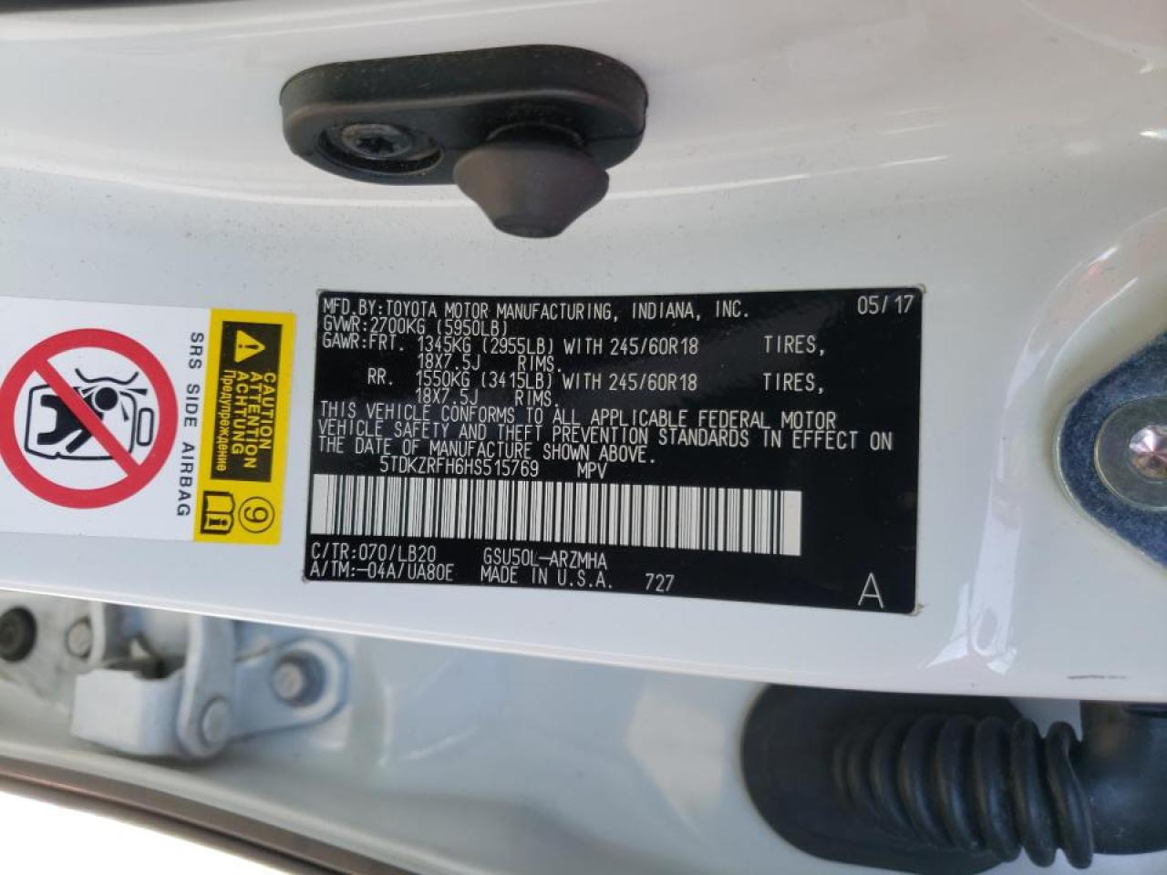 Photo 10 from auction – 2017 TOYOTA HIGHLANDER with VIN 5TDKZRFH6HS515769