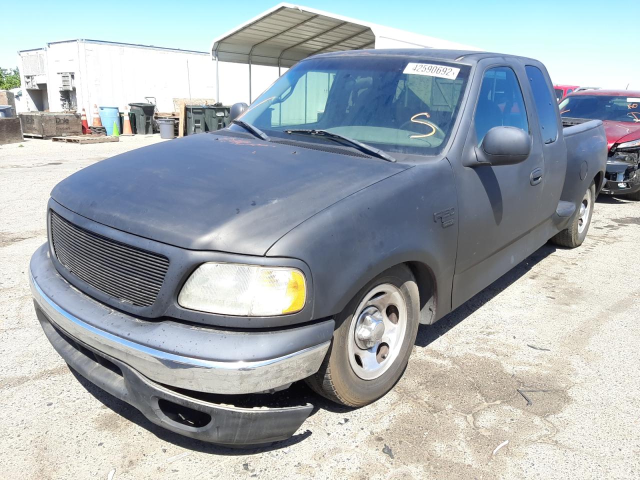 Zdjęcie 2 z aukcji – 2001 FORD F150 z VIN 1FTRX07L11KE47963