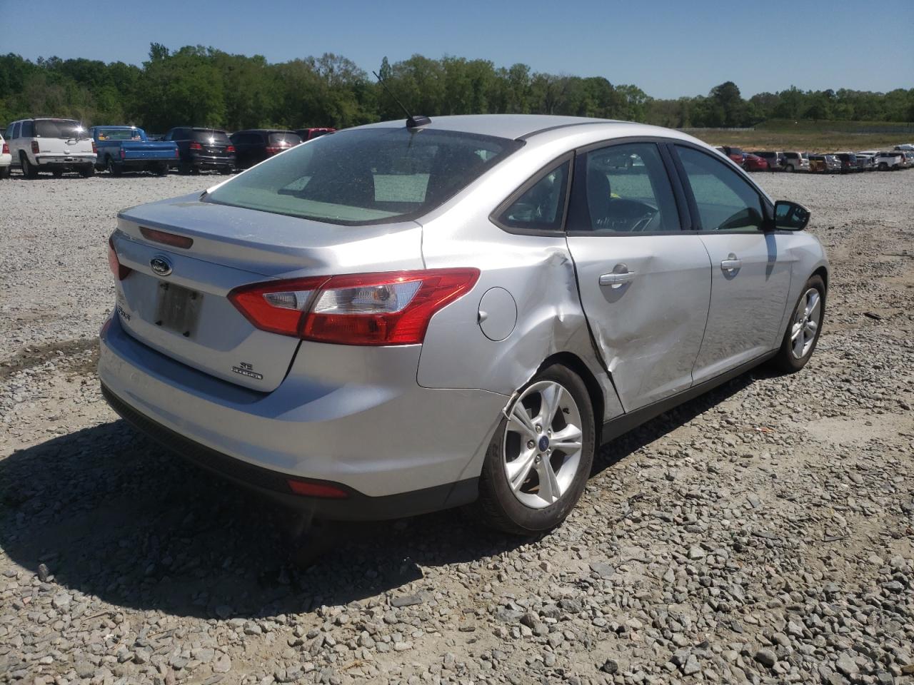 Photo 4 from auction – 2014 FORD FOCUS SE with VIN 1FADP3F20EL447267