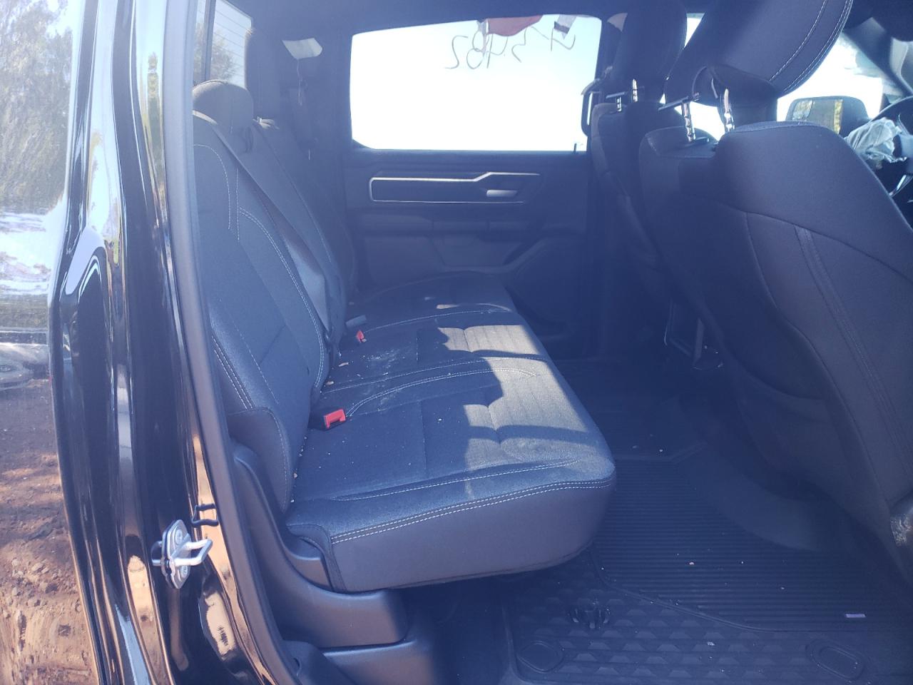 Photo 6 from auction – 2019 RAM 1500 BIG H with VIN 1C6RRFFG4KN727997
