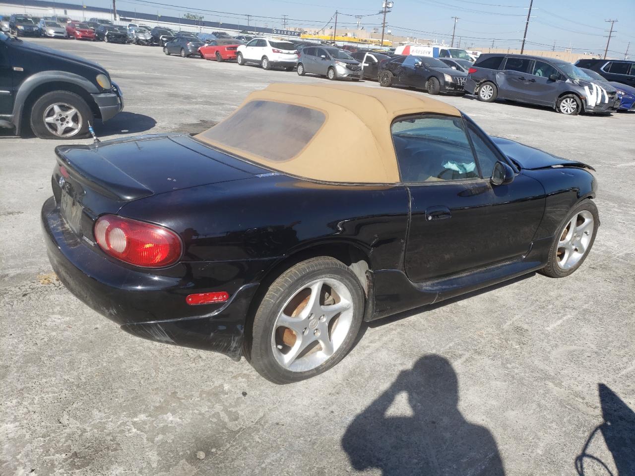 Photo 4 from auction – 2001 MAZDA MX-5 MIATA with VIN JM1NB353910213924