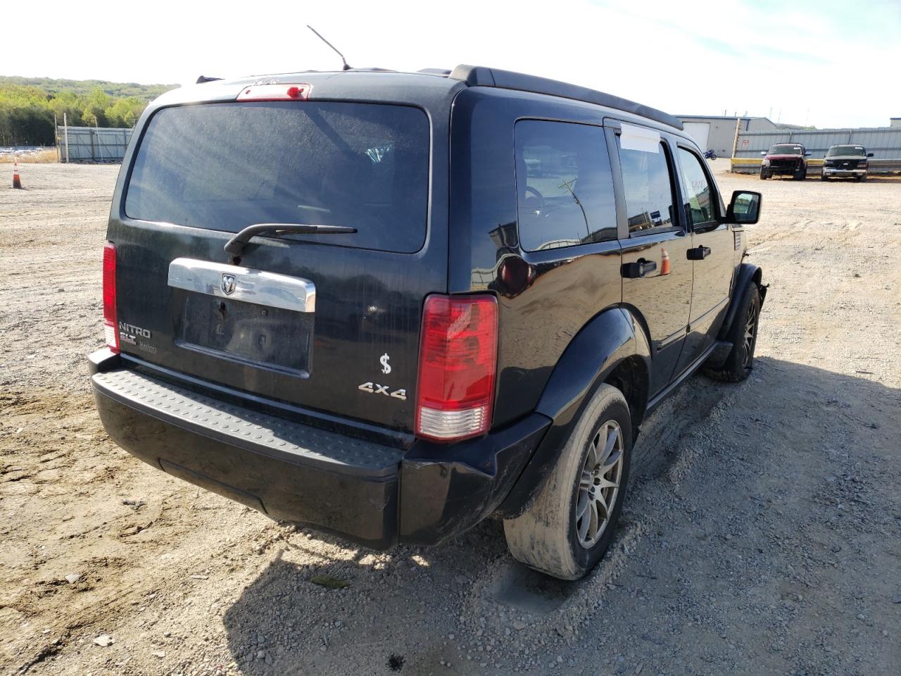 Photo 4 from auction – 2007 DODGE NITRO SLT with VIN 1D8GU58K37W653713