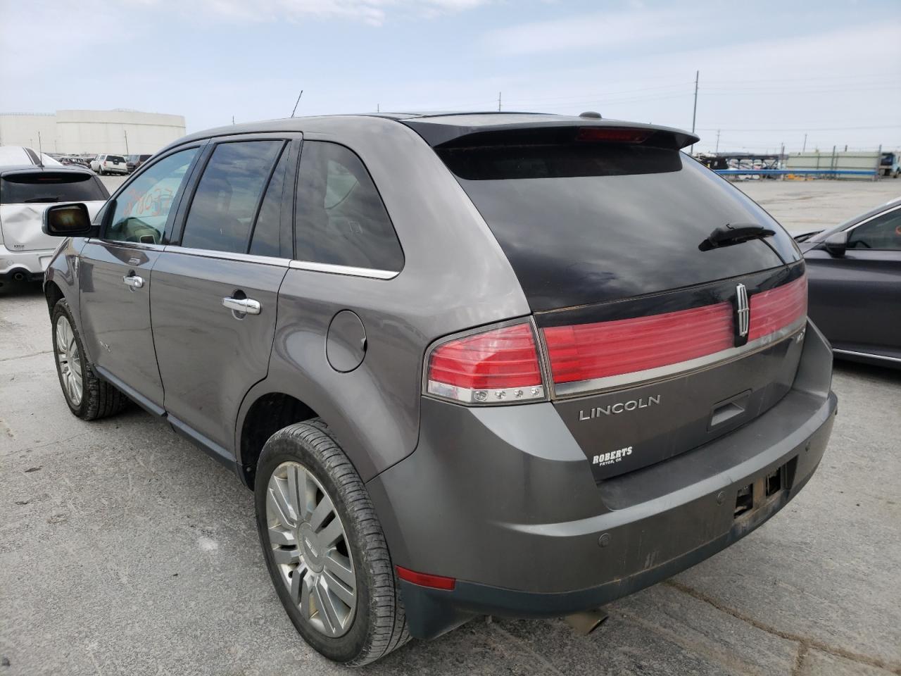 Photo 3 from auction – 2009 LINCOLN MKX with VIN 2LMDU68C29BJ13757
