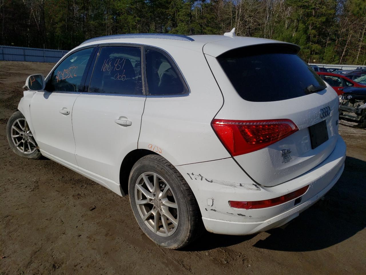 Photo 3 from auction – 2010 AUDI Q5 PREMIUM with VIN WA1LKAFP0AA096669