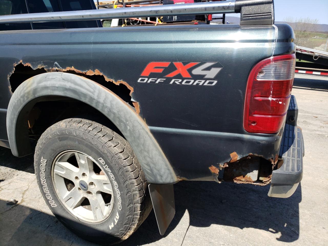 Photo 9 from auction – 2004 FORD RANGER SUP with VIN 1FTZR45E84PA05176