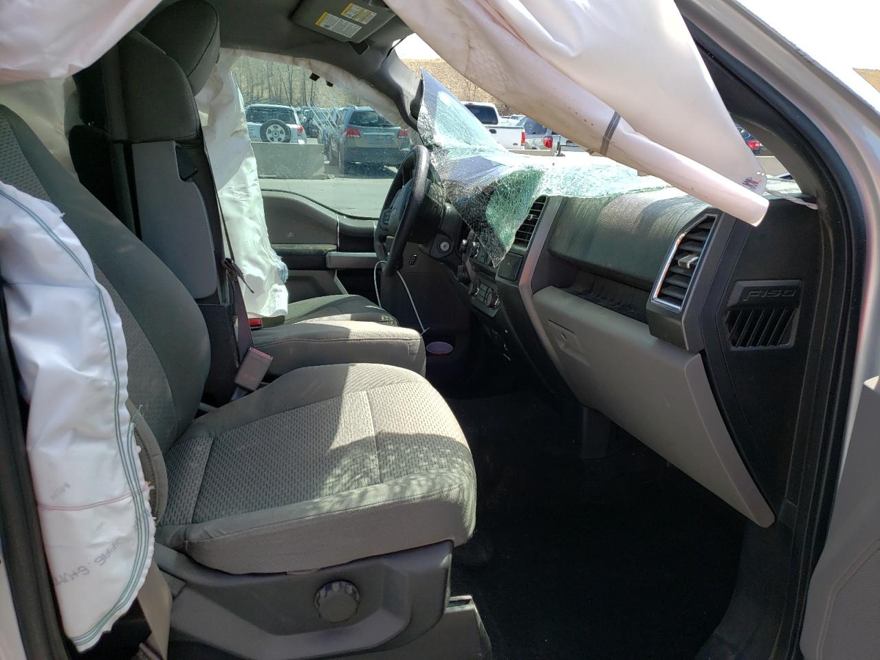 Photo 5 from auction – 2016 FORD F150 SUPER with VIN 1FTEW1EPXGKD88613