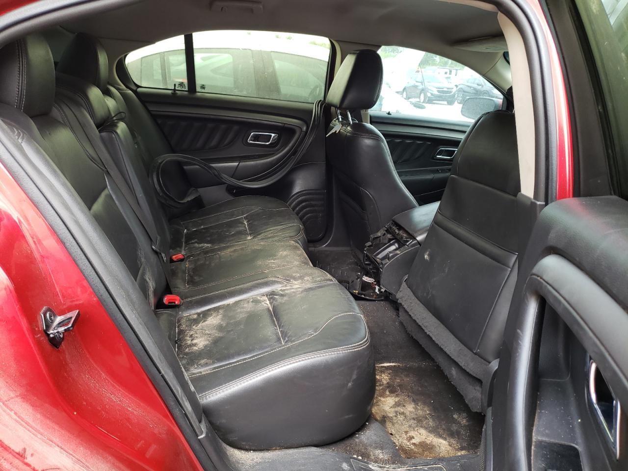 Photo 6 from auction – 2011 FORD TAURUS SEL with VIN 1FAHP2EW6BG145471