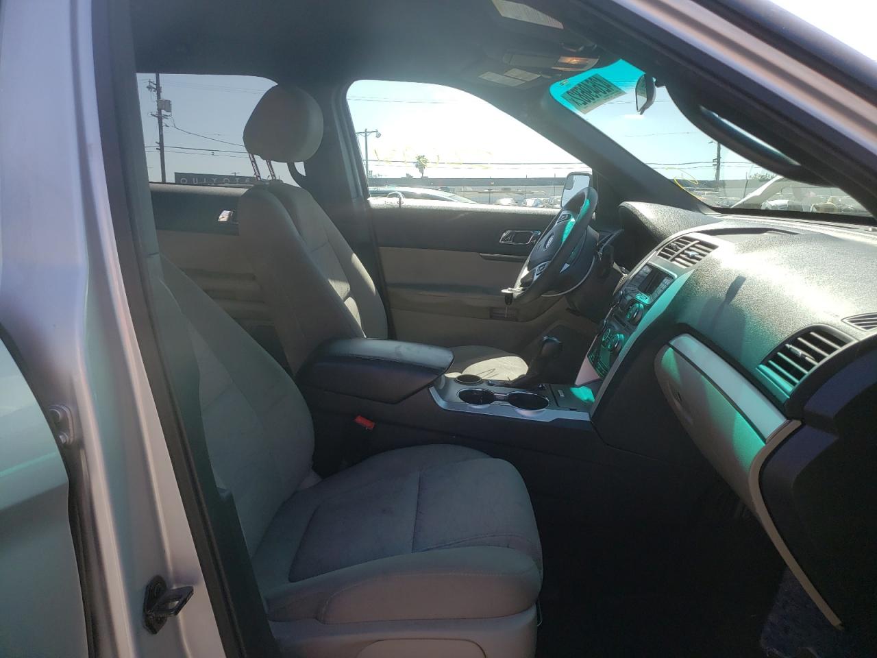 Photo 5 from auction – 2015 FORD EXPLORER with VIN 1FM5K7B88FGC39299