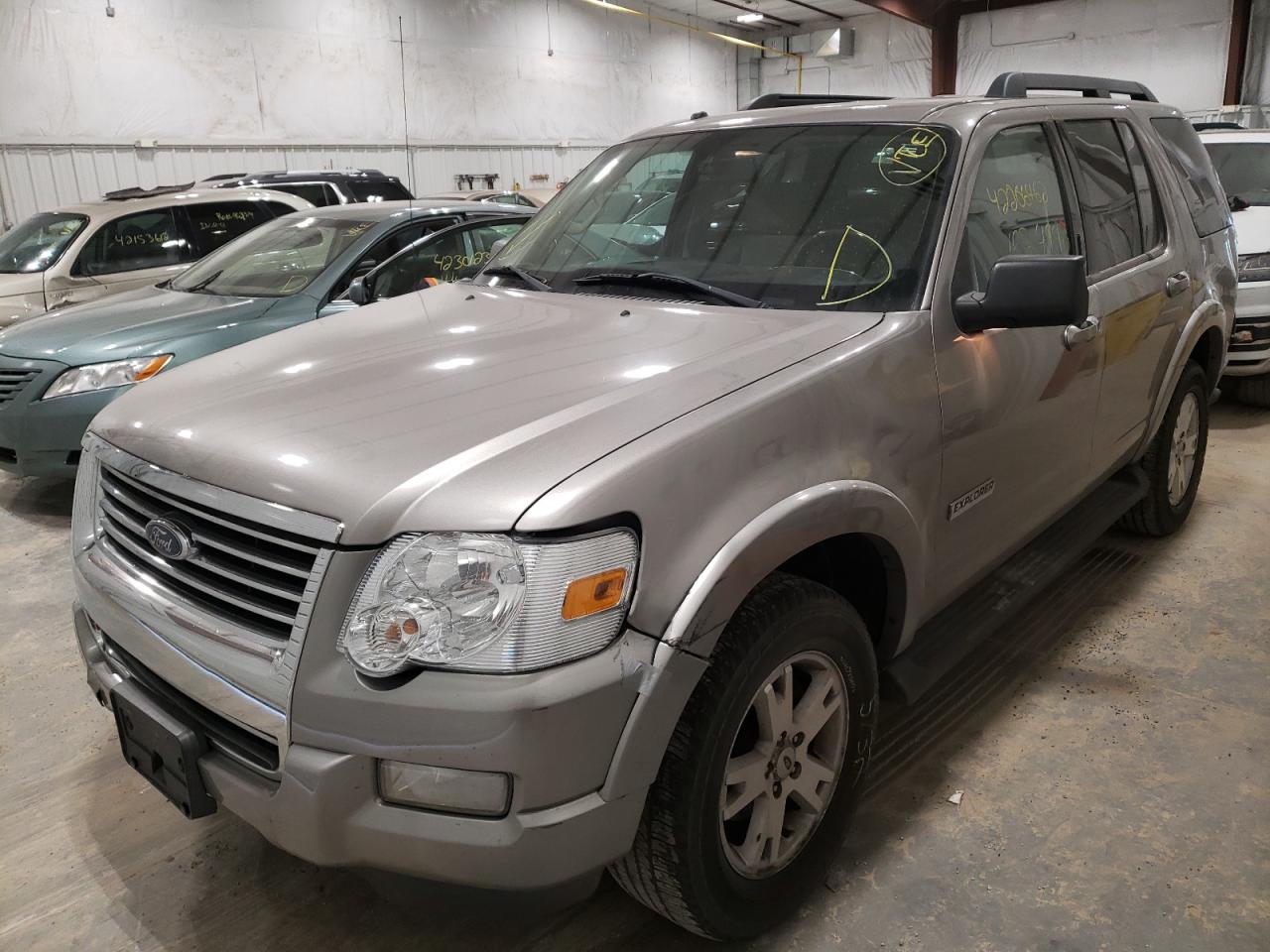 Photo 2 from auction – 2008 FORD EXPLORER X with VIN 1FMEU73E58UB18555
