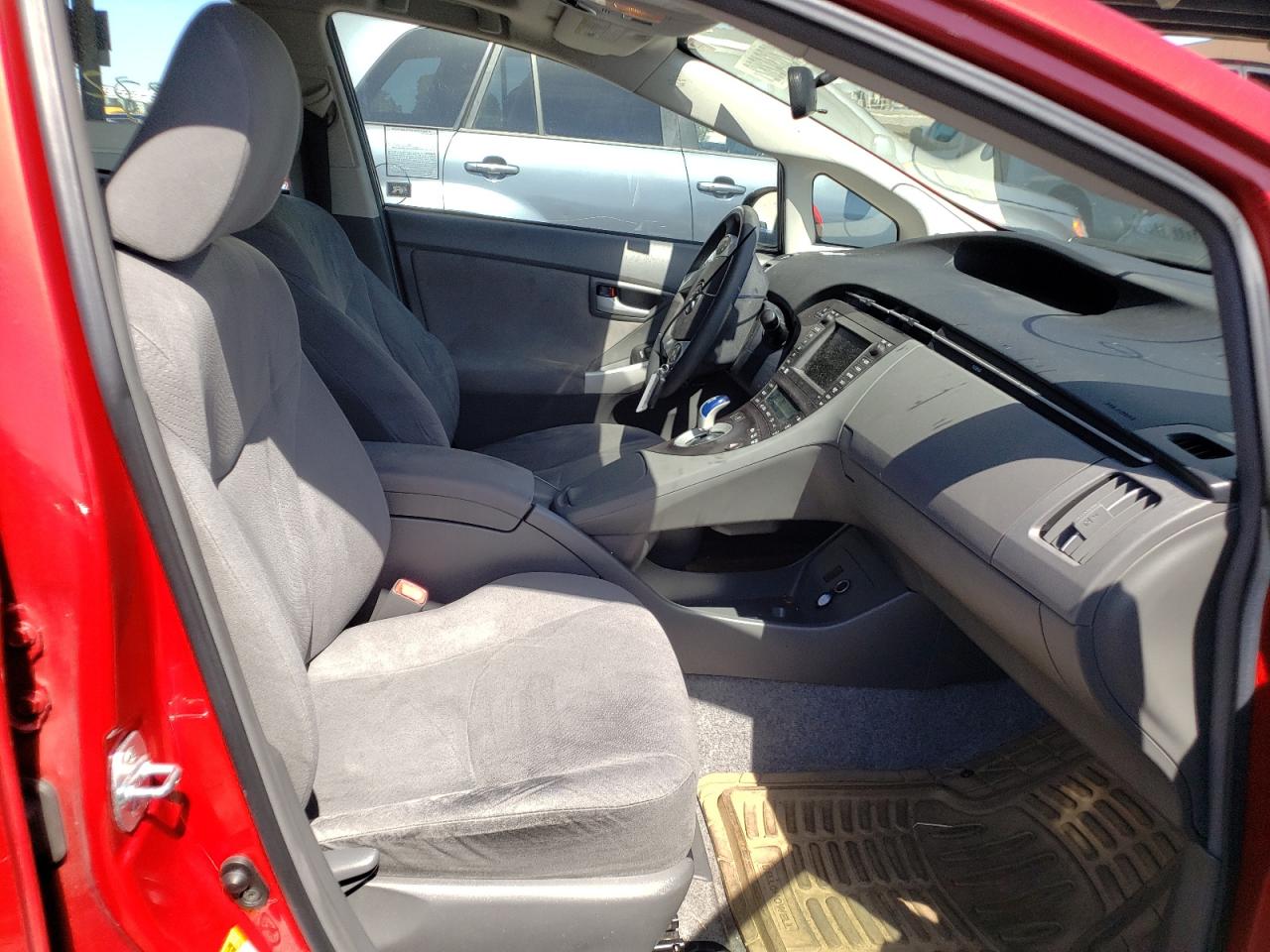 Photo 5 from auction – 2010 TOYOTA PRIUS with VIN JTDKN3DU3A0043628