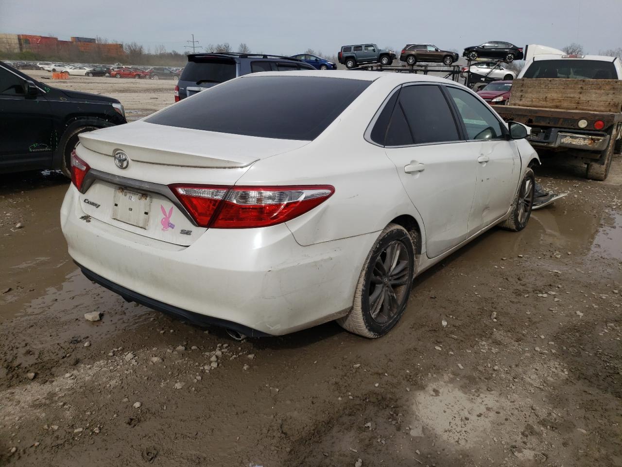 Photo 4 from auction – 2016 TOYOTA CAMRY LE with VIN 4T1BF1FK2GU258704