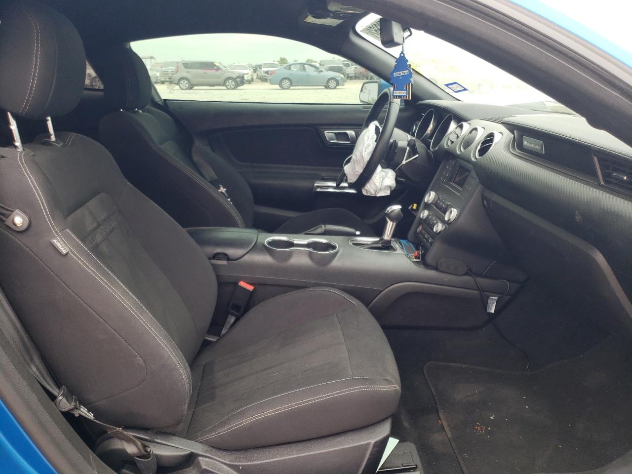 Photo 5 from auction – 2019 FORD MUSTANG with VIN 1FA6P8TH9K5161383