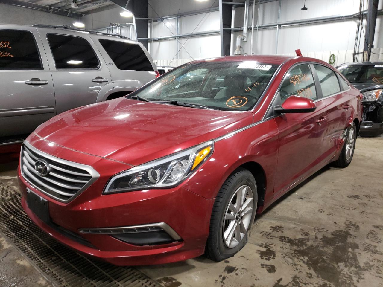 Photo 2 from auction – 2015 HYUNDAI SONATA SE with VIN 5NPE24AF6FH011736