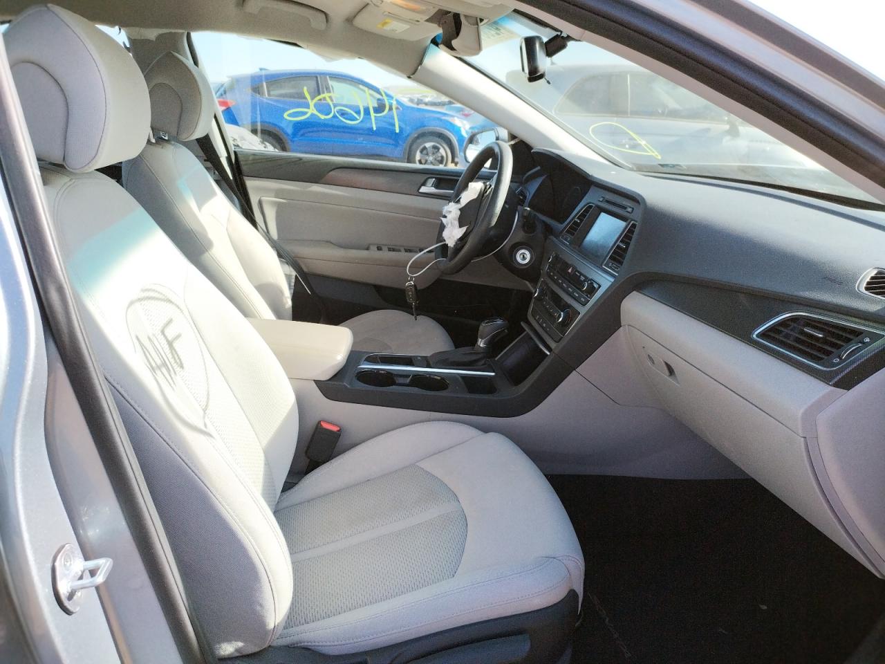 Photo 5 from auction – 2016 HYUNDAI SONATA SPO with VIN 5NPE34AF1GH295470