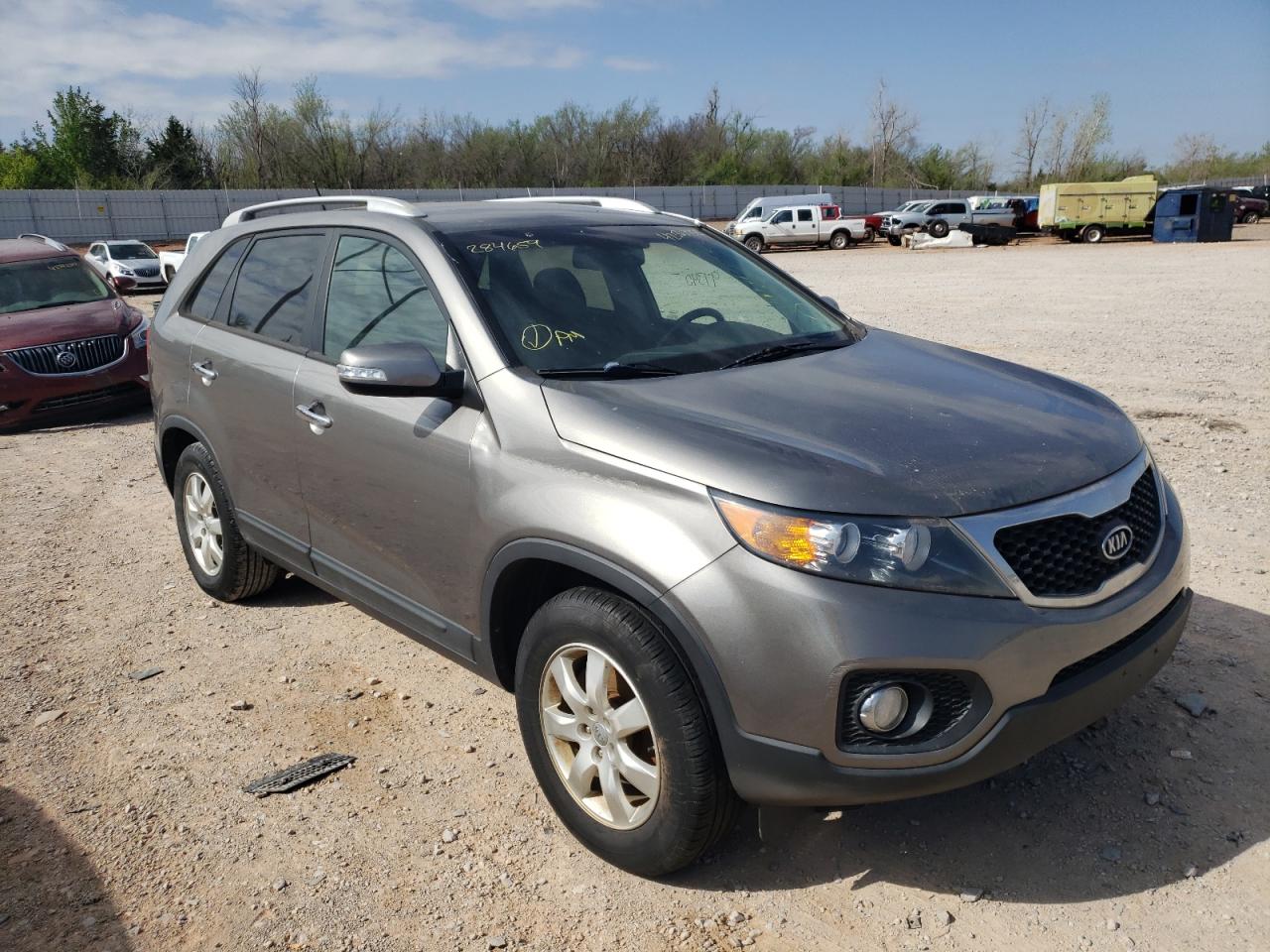 KIA SORENTO BA 2012 with VIN 5XYKT3A61CG284659 - Photo from auction