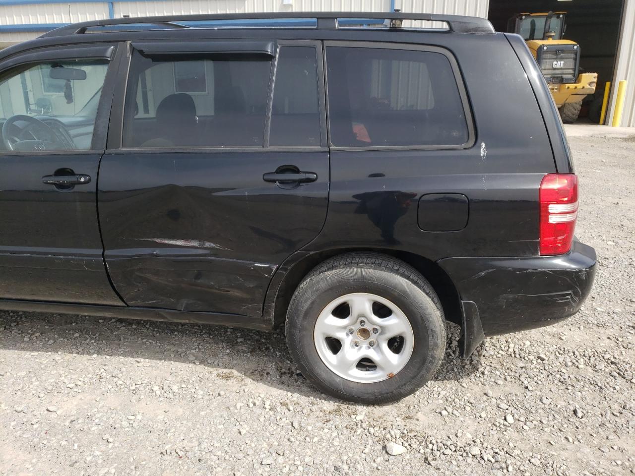 Photo 9 from auction – 2003 TOYOTA HIGHLANDER with VIN JTEGD21A530066145