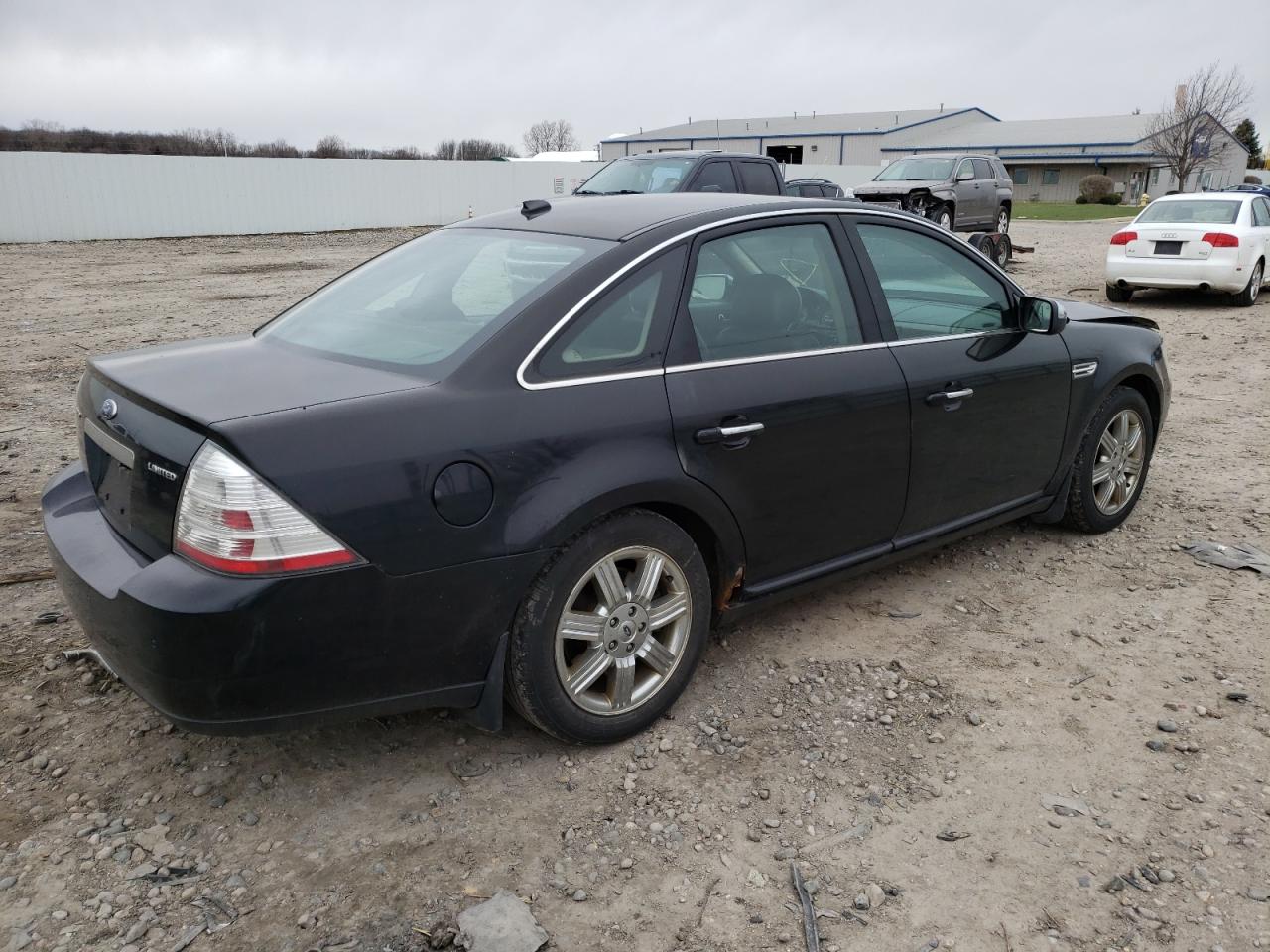 Photo 4 from auction – 2008 FORD TAURUS LIM with VIN 1FAHP25W38G117510