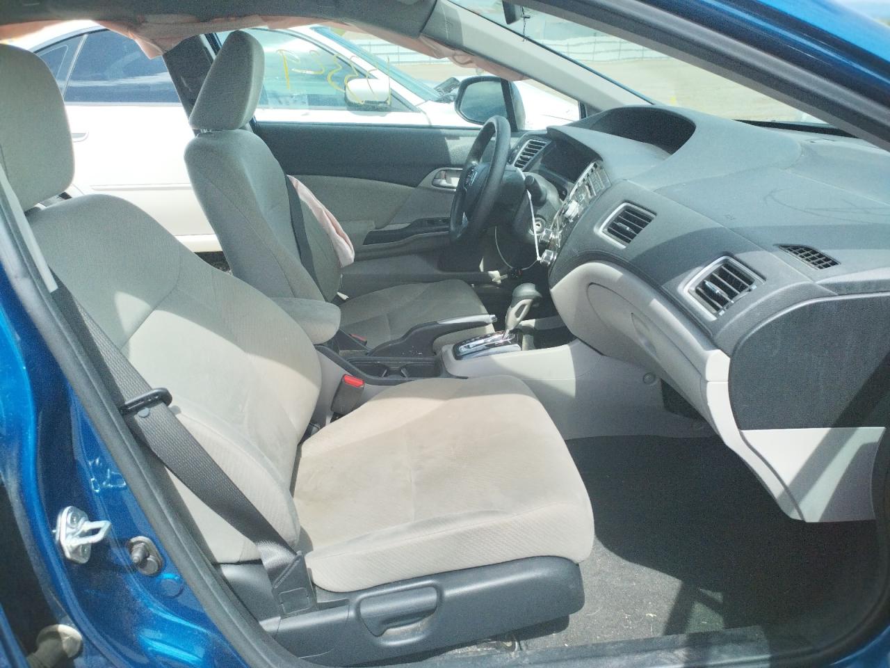 Photo 5 from auction – 2013 HONDA CIVIC LX with VIN 19XFB2F59DE099143