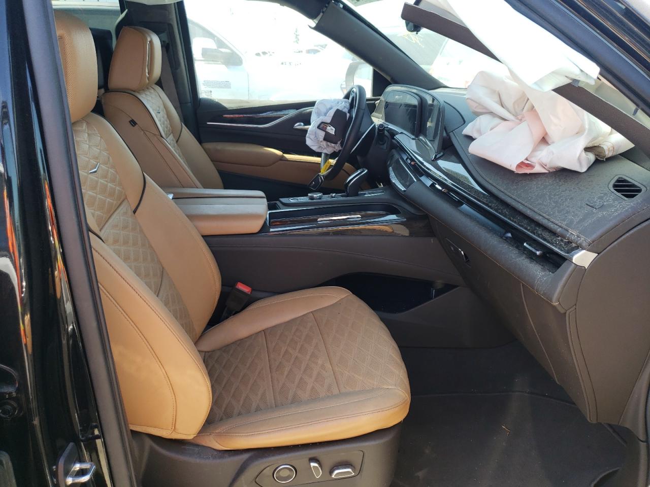 Photo 5 from auction – 2021 CADILLAC ESCALADE P with VIN 1GYS4BKL1MR371955