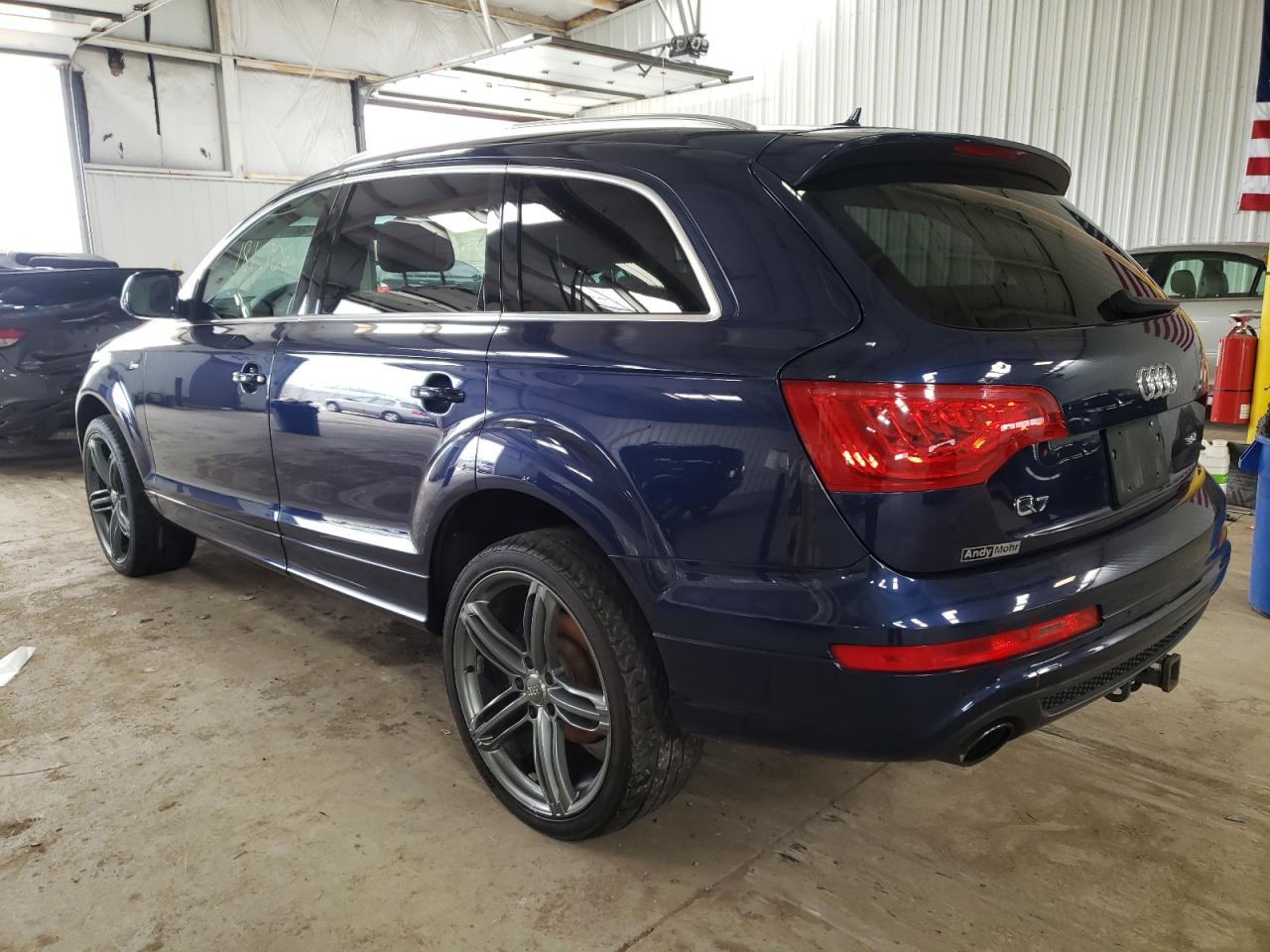 Photo 3 from auction – 2011 AUDI Q7 PRESTIG with VIN WA1DGAFE5BD001463