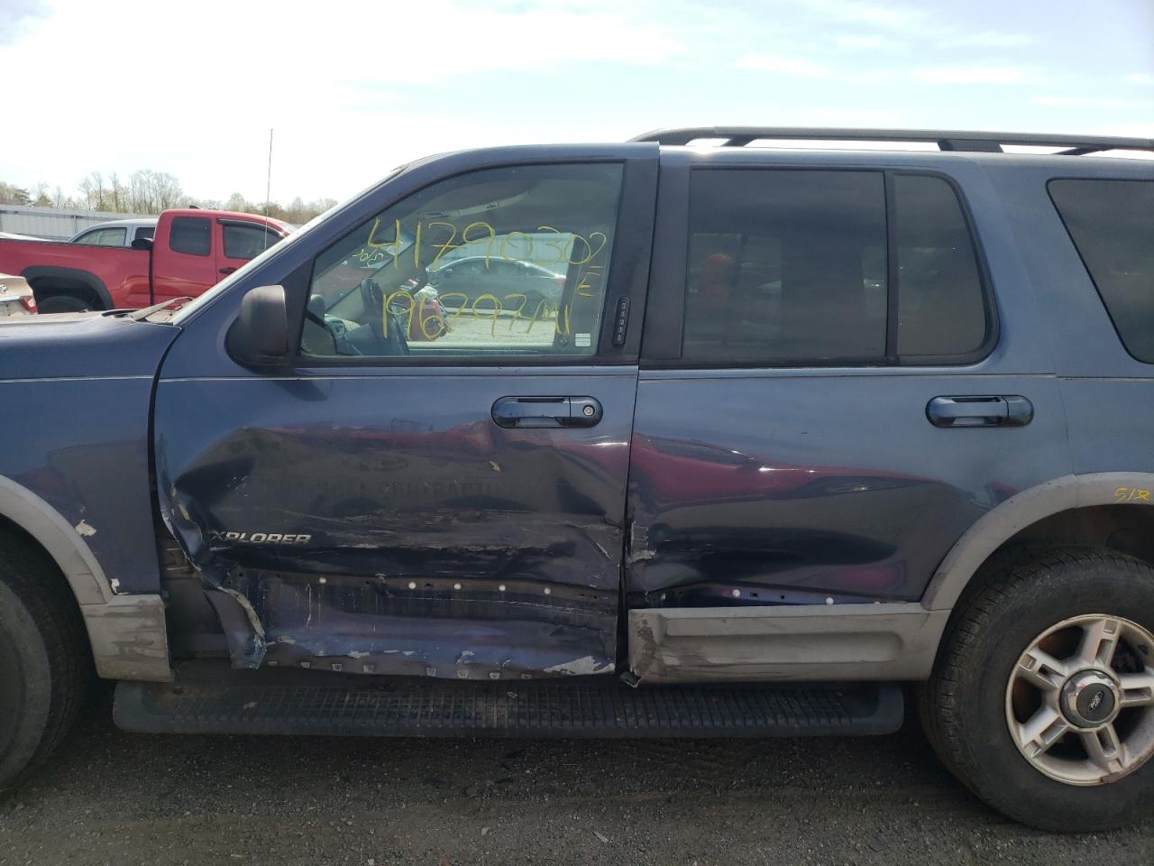Photo 9 from auction – 2002 FORD EXPLORER X with VIN 1FMZU73K52ZC62589