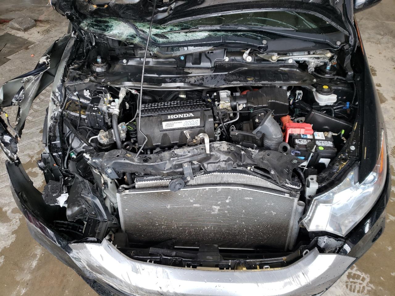 Photo 7 from auction – 2014 HONDA INSIGHT with VIN JHMZE2H37ES003006