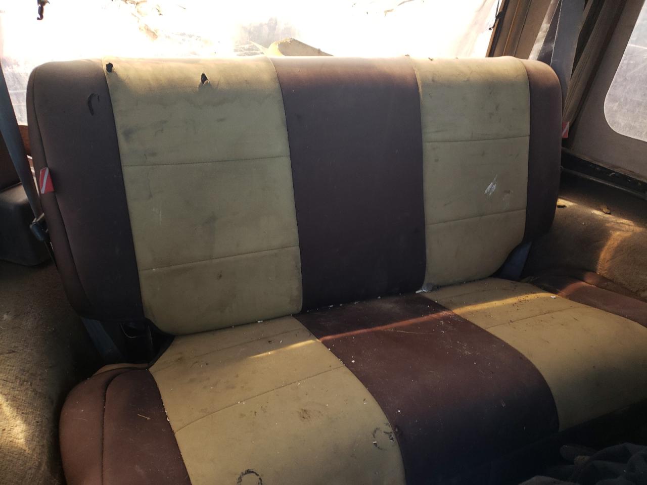 Photo 6 from auction – 2000 JEEP WRANGLER / with VIN 1J4FA29P7YP730617