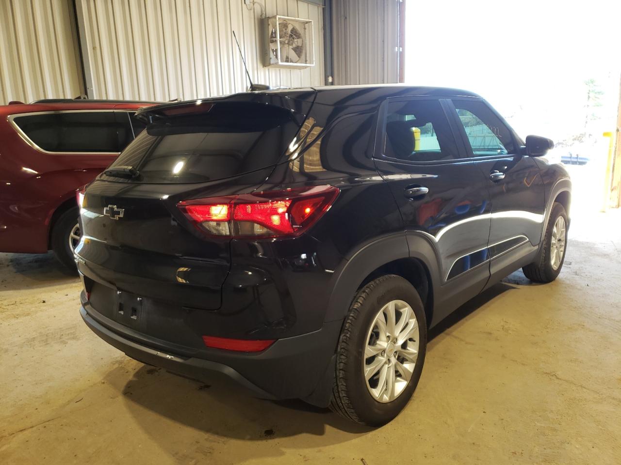Photo 4 from auction – 2022 CHEVROLET TRAILBLAZE with VIN KL79MNSL7NB035501