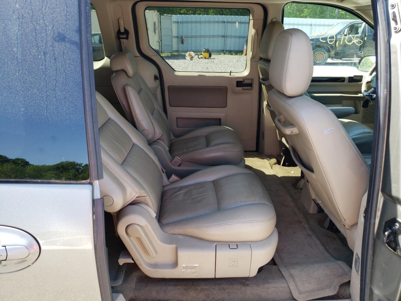 Photo 6 from auction – 2006 FORD FREESTAR S with VIN 2FMDA52266BA30195